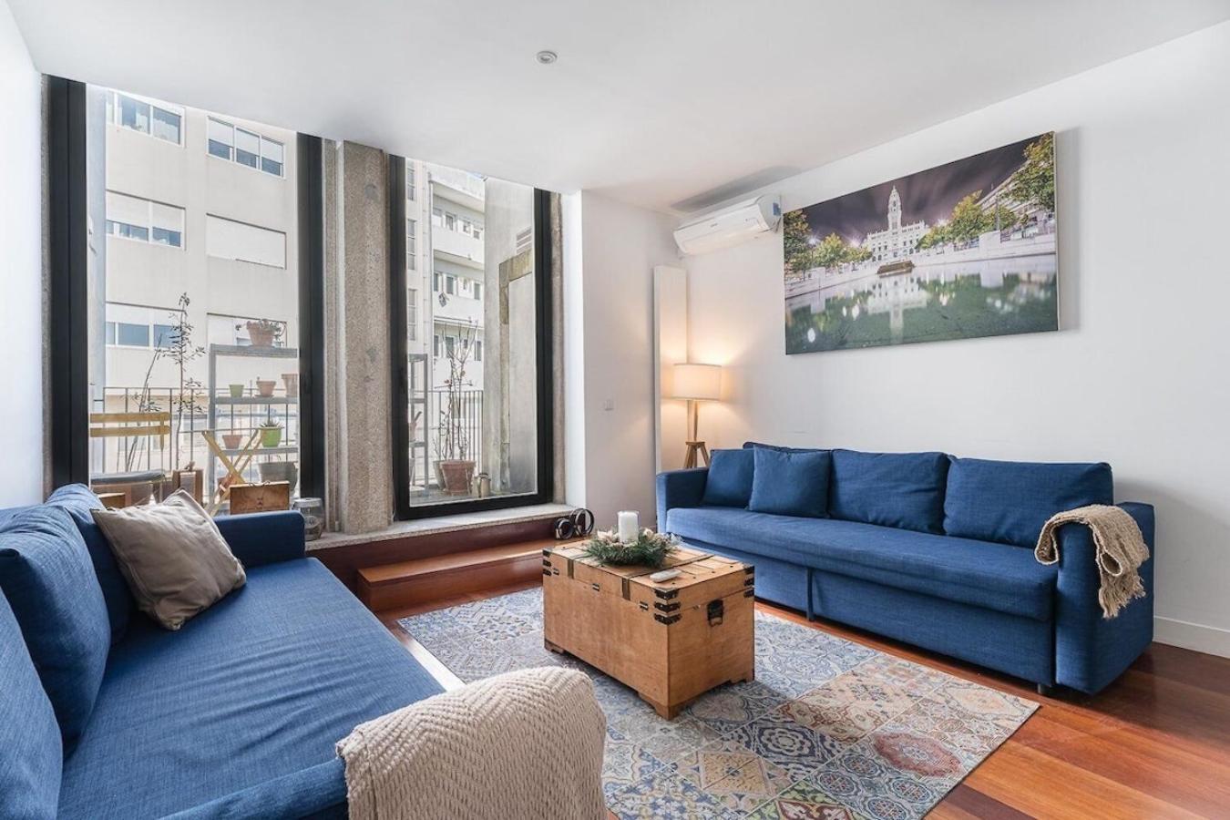 City-center With Mezzanine And Terrace Apartamento Porto